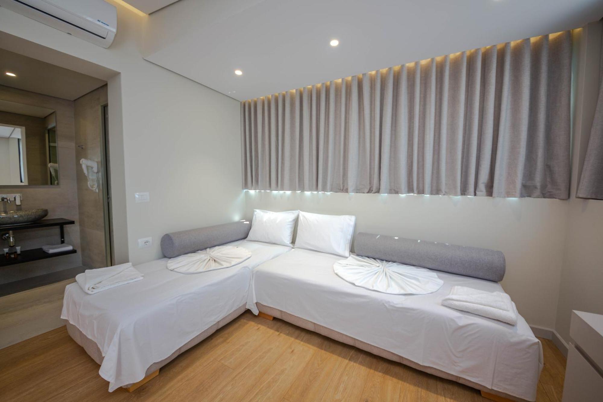 Hotel Vista Mare Ksamil Exterior photo